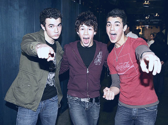 Photos from Jonas Brothers Through the Years - E! Online